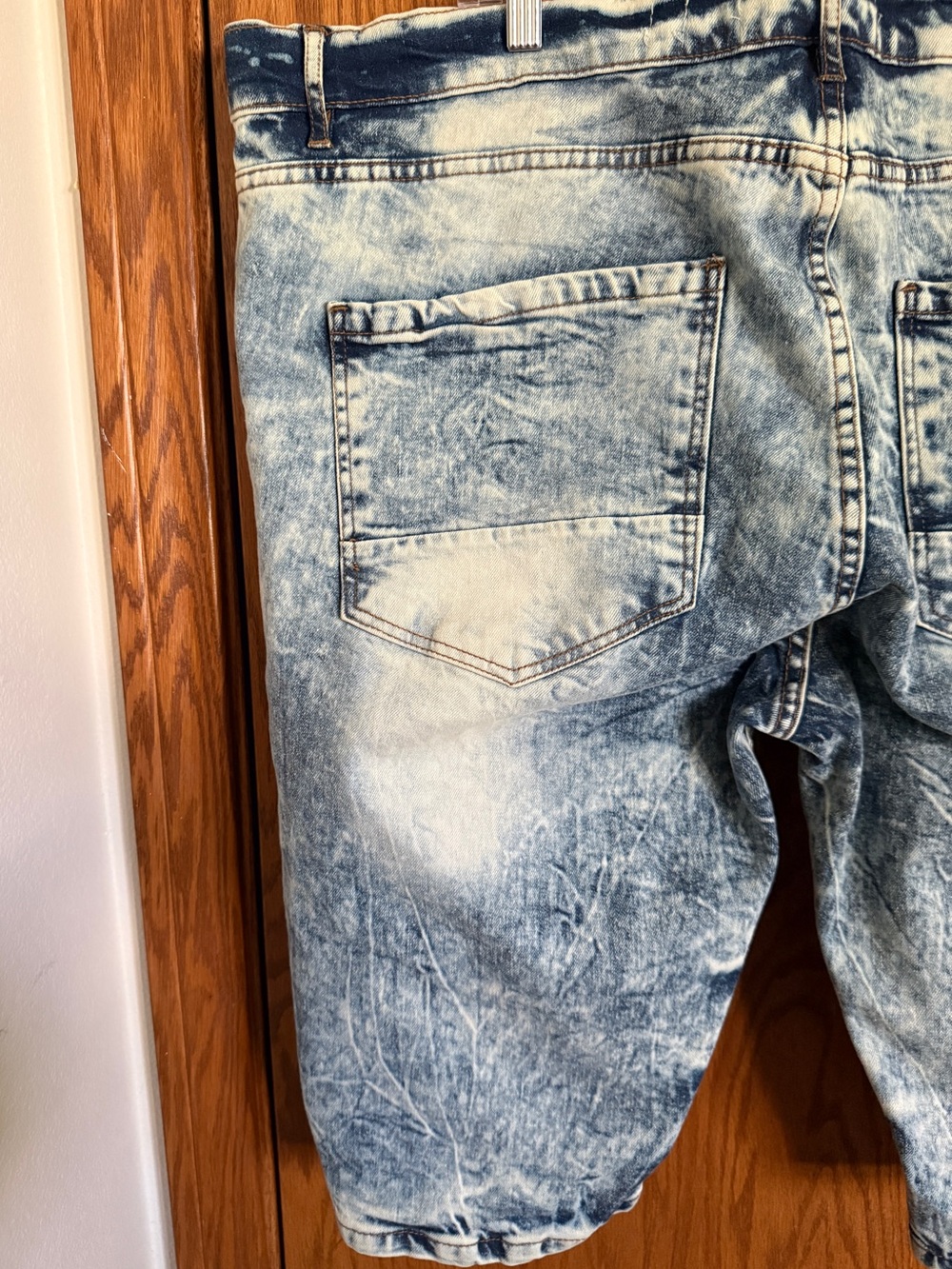 Evolution In Design Distressed Denim Jean Shorts Cotton Stretch Men's Sz 44 Y2K - Picture 6 of 10